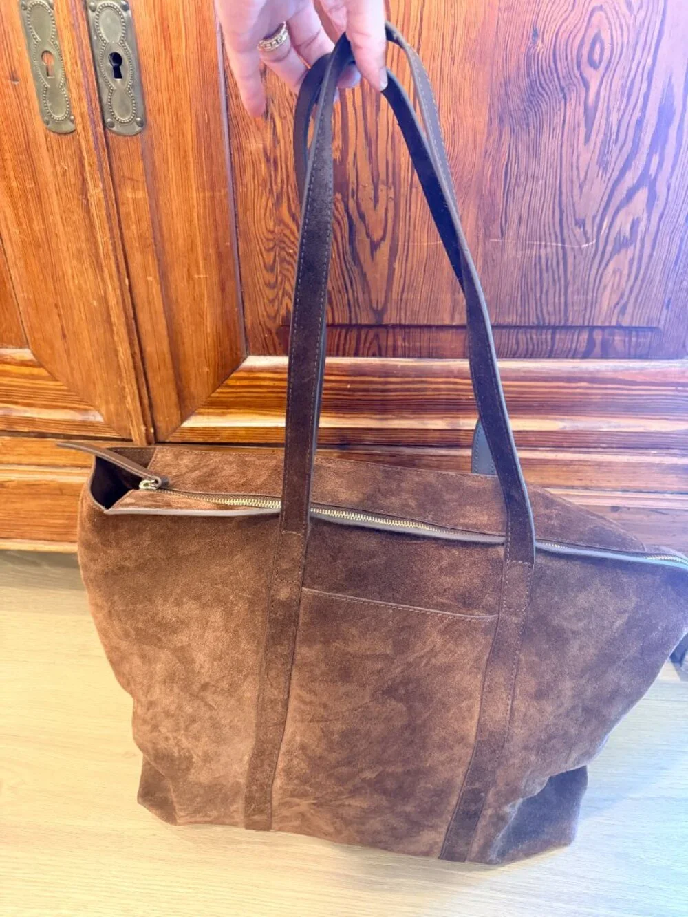 Quince italian suede